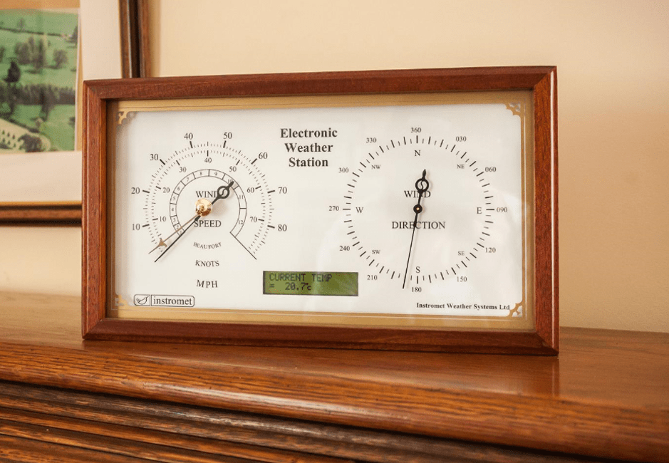 The Instromet Atmos NT weather station display.